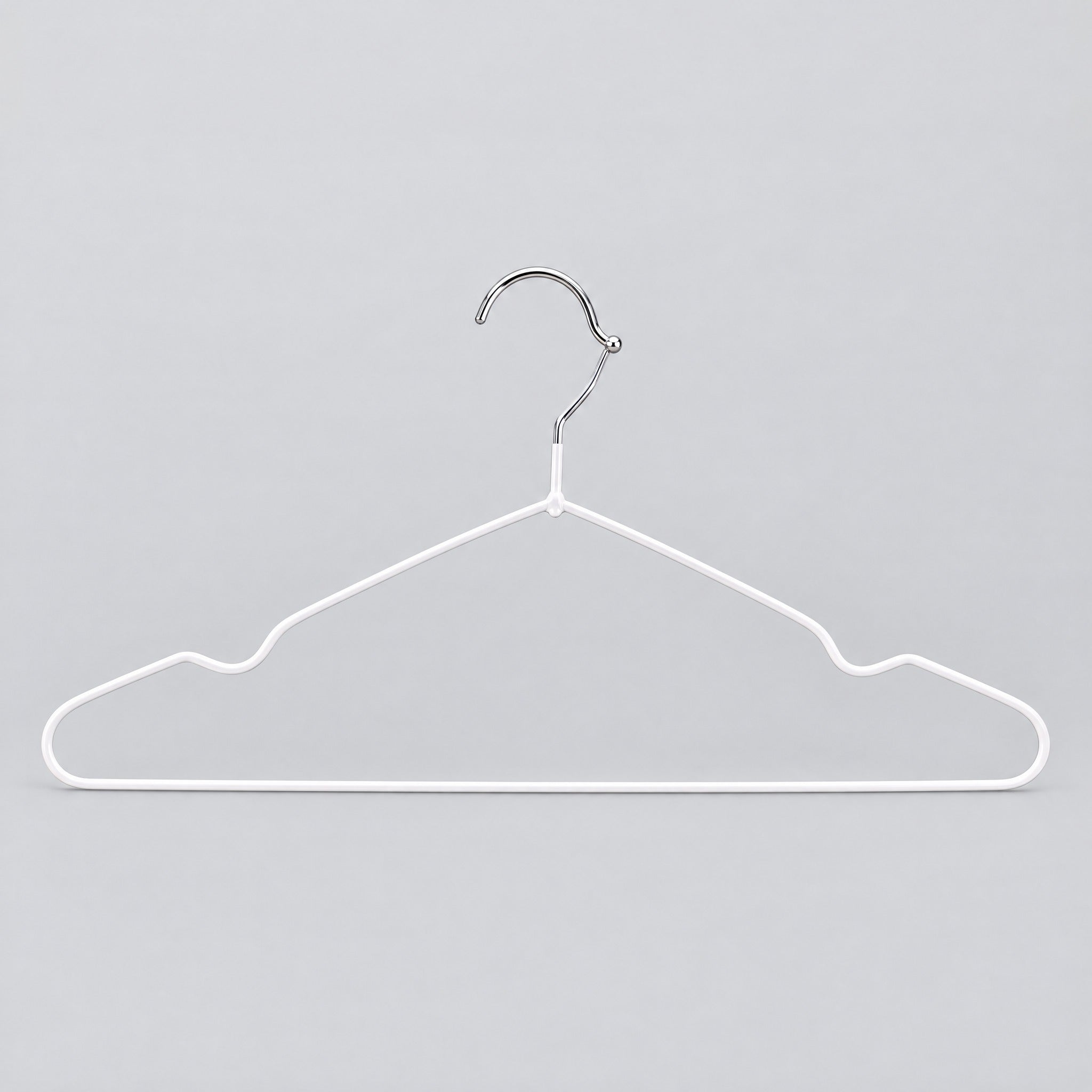 Percha de metal blanco ultrafina